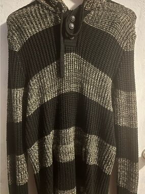 Men's Black and Gray Striped Crewneck Sweater